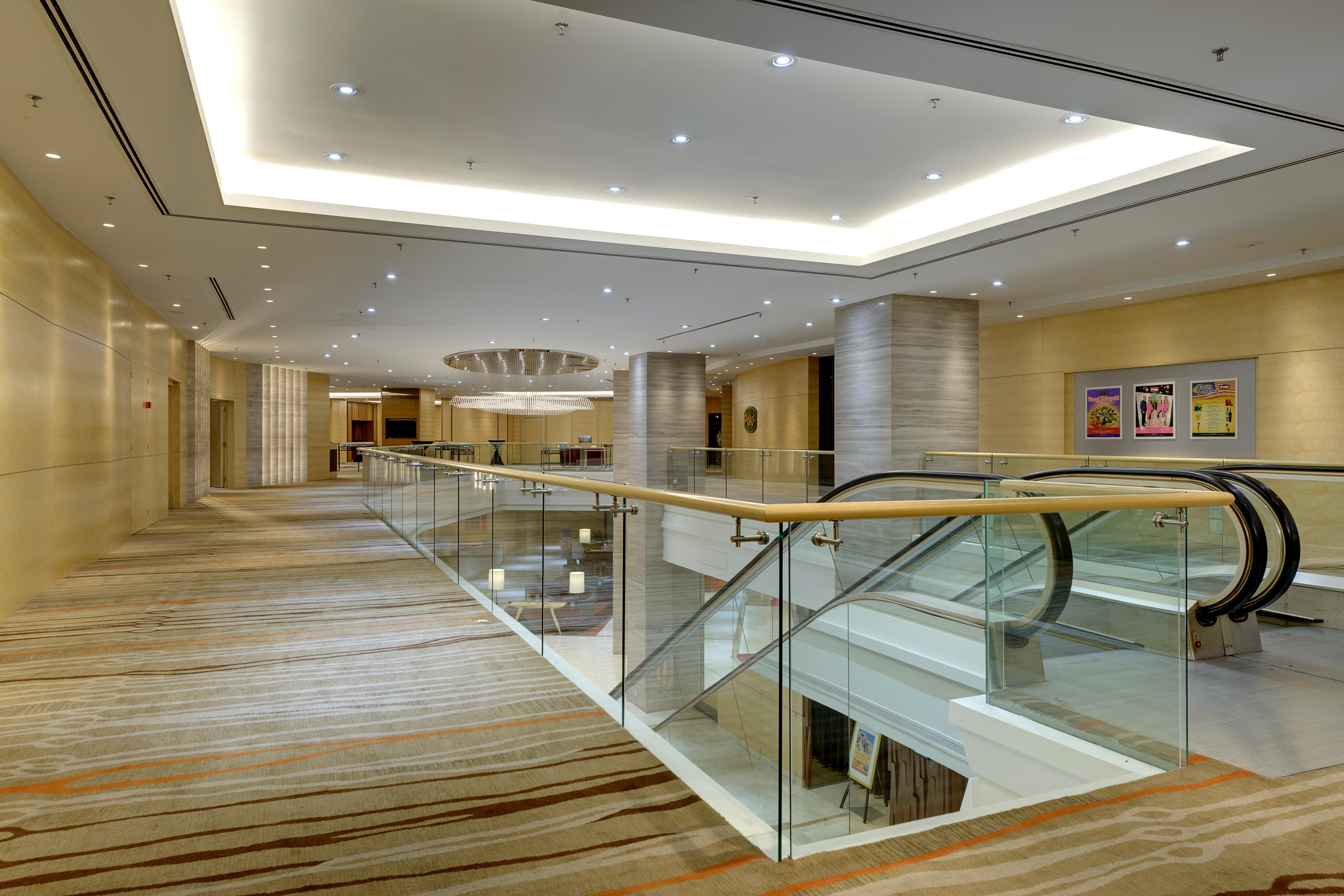 Hotel Mutiara 5*