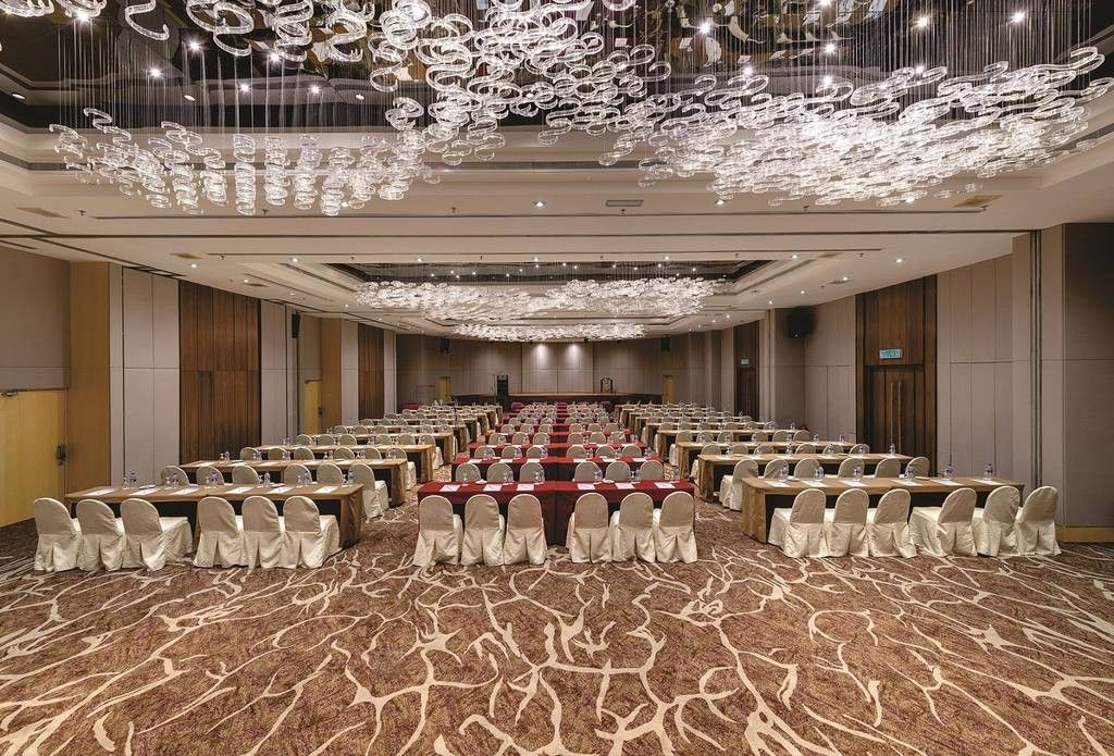 Hotel Mutiara 5*