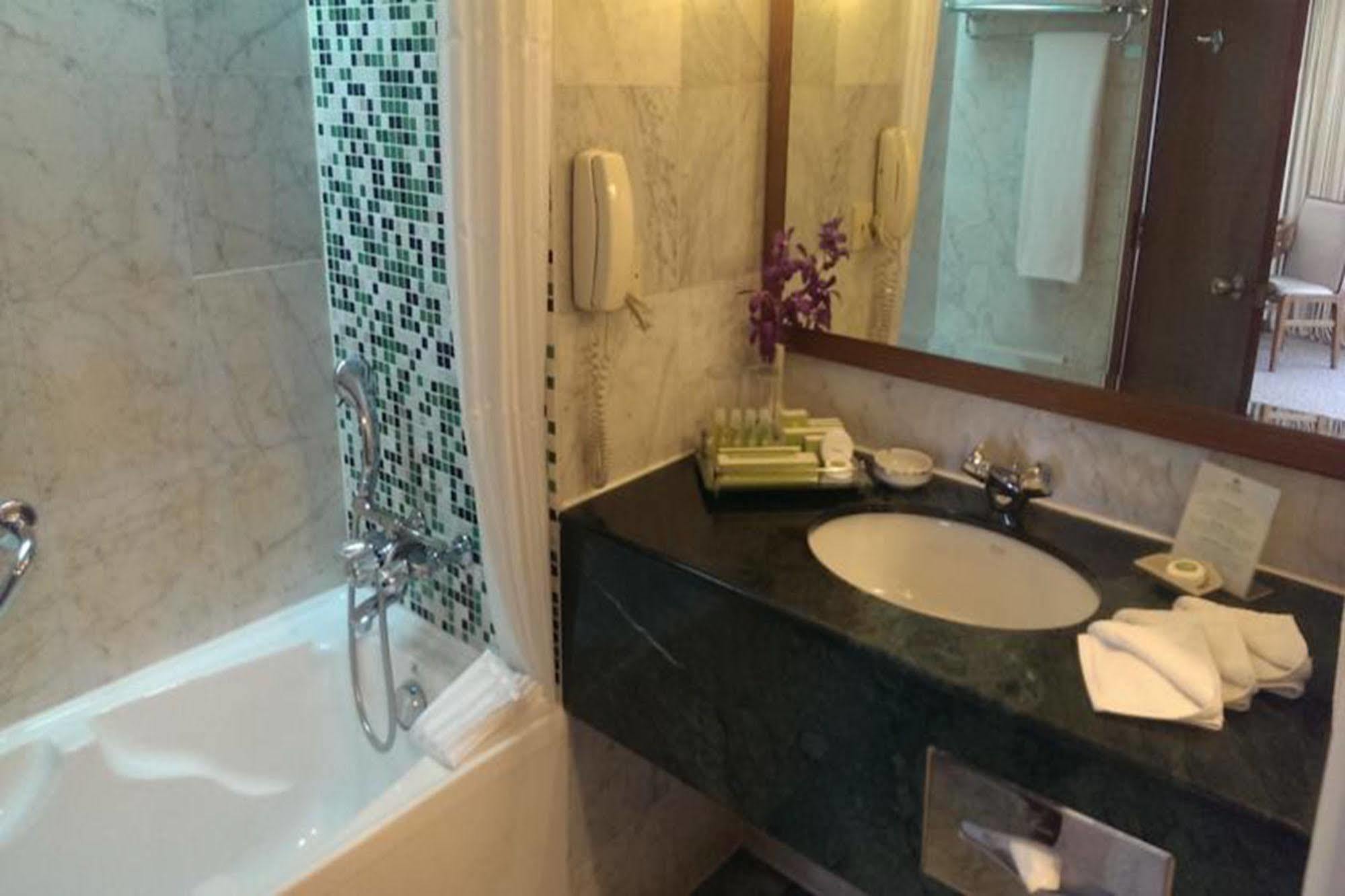Hotel Mutiara Johor Bahru